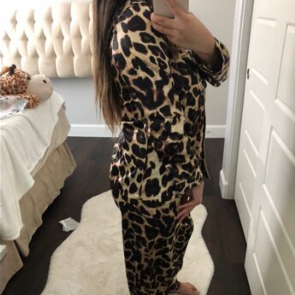 Leopard pj set 🐯 - Picture 2 of 2